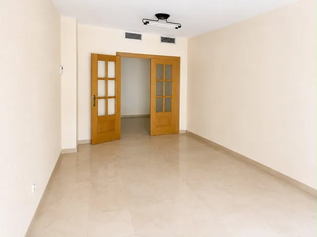 Espectacular piso de 144 m2 en jardines de medina, Almería — 15