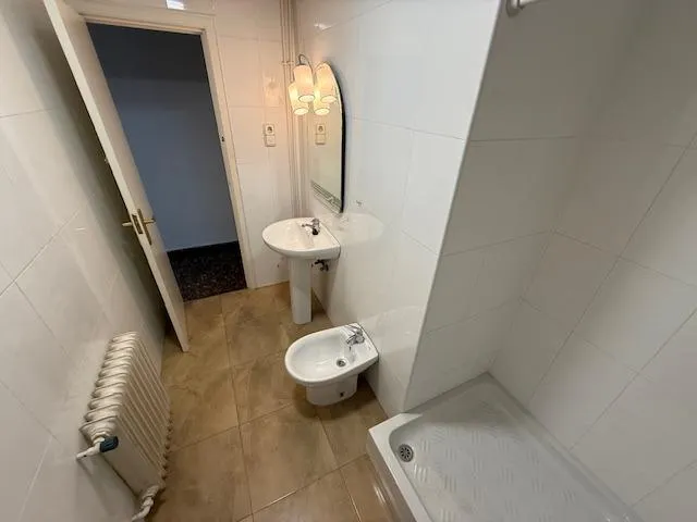 VENTA PISO MUY CENTRICO EN GRAN VIA ALFONSO X EL SABIO, 150M2., 4 DORMITORIOS, 2 PLAZAS DE GARAJE — 18