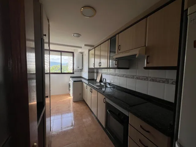 APARTAMENTO  ALQUILER TEMPORAL HASTA EL 30 DE JUNIO — 12