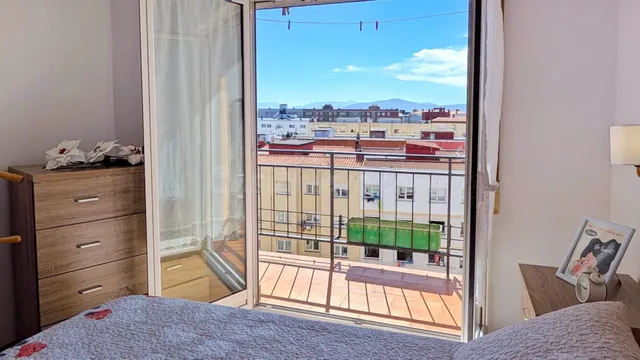 Un piso que no necesita que imagines nada: reforma, luz y pa - foto 5