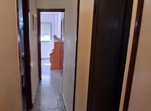 AMPLIA VIVIENDA DE 4 DORMITORIOS Y 2 BAÑOS. MEJOR PRECIO DE ZONA — 24