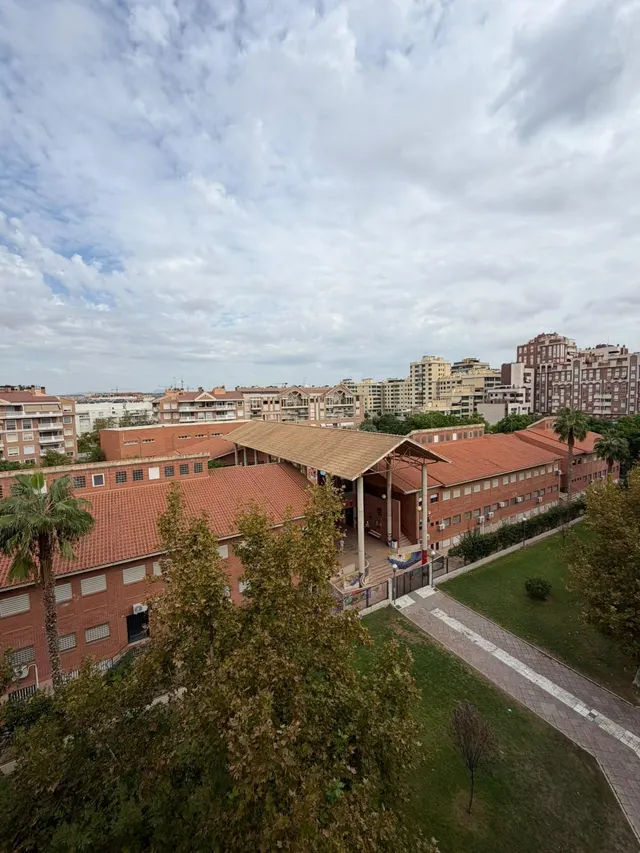 Magnifico piso en juan carlos i — 18