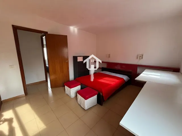 Piso luminoso con chimenea en zona ciudad elegida de Alicante: 78m2, 2 dormitorios dobles y tercera planta — 26