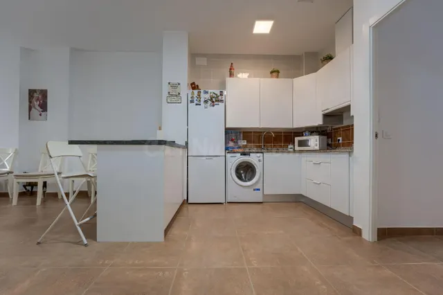 ¡¡OPORTUNIDAD!! Piso bajo prácticamente nuevo, con patio y 2 - foto 3
