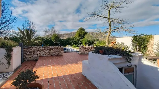 VENTA DE CHALET DE LUJO EN MONFORTE DEL CID — 34