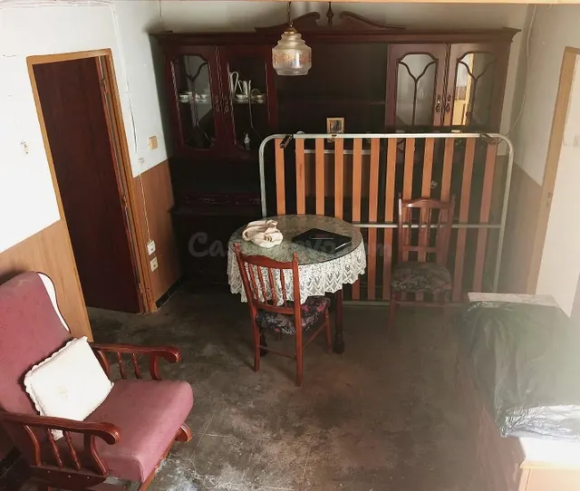 Encantadora Vivienda con Gran Terreno en el Centro de Alcalá - foto 2