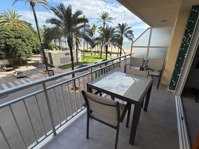 Apartamento con vistas al mar. — 4