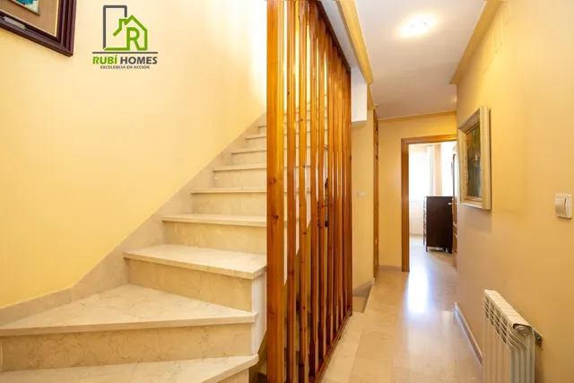 En venta casa unifamiliar en recinto cerrado en Granada capital — 15