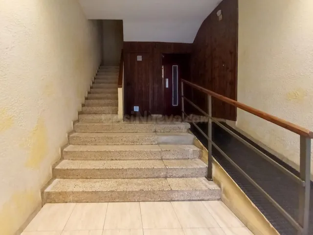 VENTA FLASH - Piso en calle SANT PERE 66, Gandía - Valencia — 2