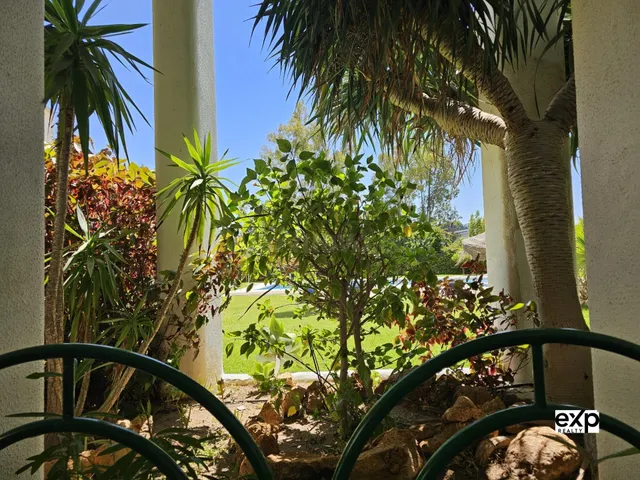 Amplio piso de 4 dormitorios, terraza Lumon y piscina – Zona