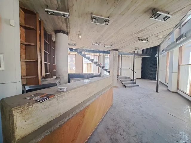 Gran local en venta en Figueres - foto 2