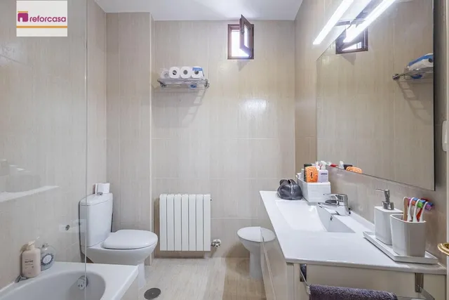 Exclusivo Piso Dúplex en el Corazón de Granada — 30