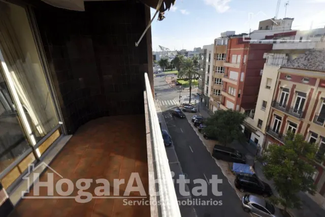 Muy amplio con garaje y terraza cerca de la playa — 14