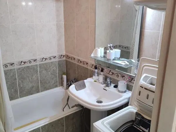 Los Cristianos. Piso 1 habitación con vistas, garaje a 300 metros del mar — 8