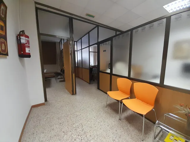 Local comercial céntrico!! — 3