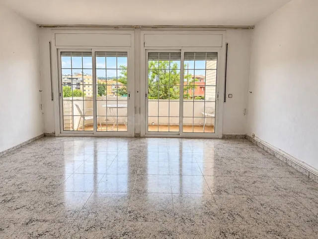 VENTA CASA EN IGUALADA ZONA SET CAMINS TERRAZAS, GARAJE Y PI - foto 2