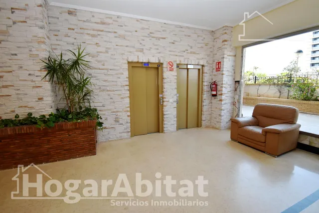 Acogedor en residencial con piscina, garaje y terraza, todo amueblado — 41