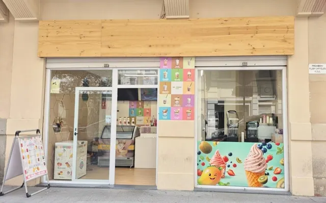 Traspaso de cafeteria - heladeria - yogurteria - zumeria en pleno centro !! excelente oportunidad !! — 15