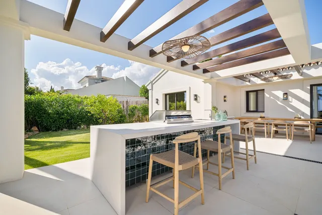 Chalet 4 habitaciones 241m² en venta - Marbella — 8