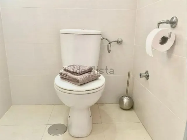 ALQUILER DE LINDA VIVIENDA REFORMADA ZONA ALTOZANO CON TERRAZA — 27