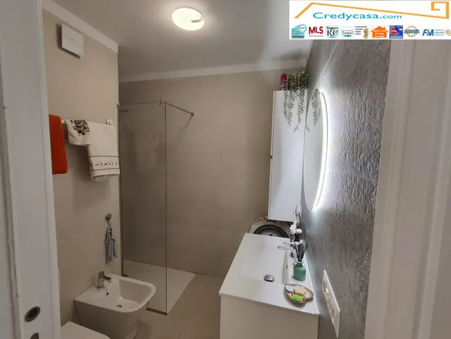 Adeje pueblo. Piso 2 habitaciones, cocina independiente, balcon con vistas, ascensor,. — 9