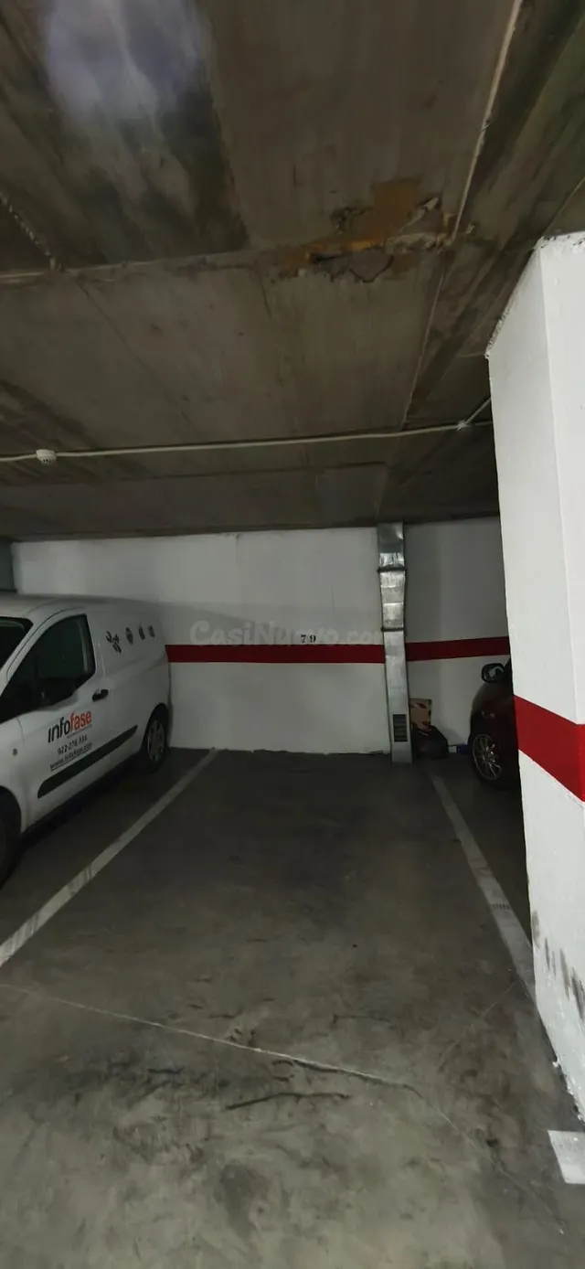 Plaza de garaje en venta en la Rambla de Santa Cruz - foto 3