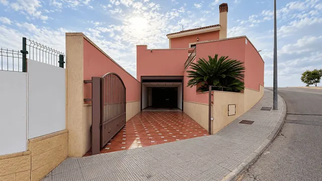 Chalet 5 habitaciones 247m² en venta - Pueblo 9 — 6