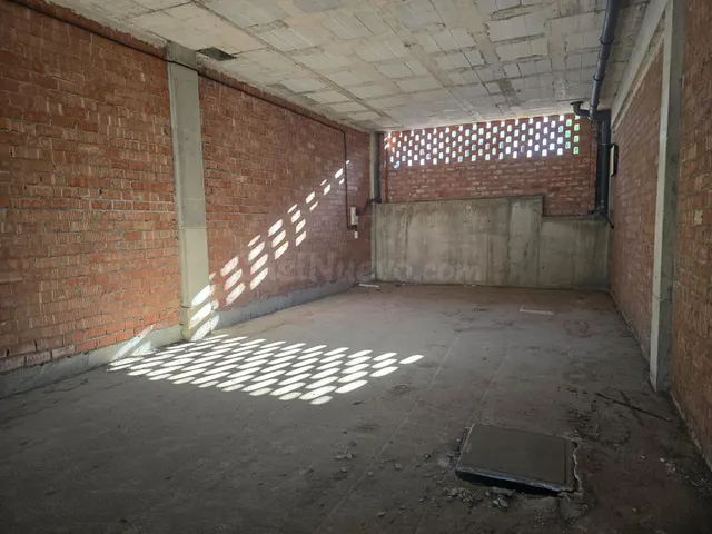 Local comercial en Sotorebolo — 4