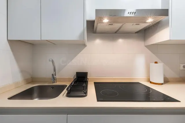 ¡Atención estudiantes! ✨ ¿Buscáis LA HABITACIÓN perfecta para el próximo curso académico en Granada por 400 € al mes/habitación? ¡Tenemos exactamente lo que necesitáis! — 5