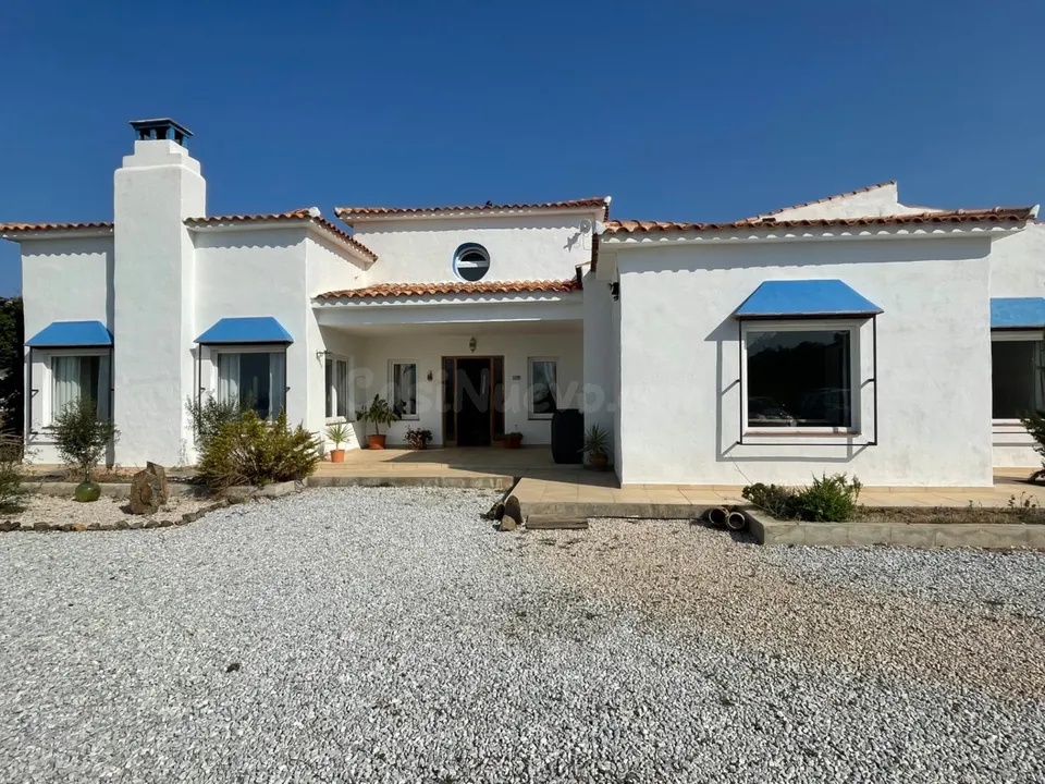 Exclusivo chalet con 9000m2 de parcela