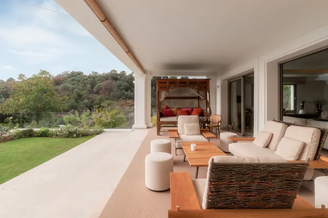 Chalet 5 habitaciones 858m² en venta - Costa del Sol — 39