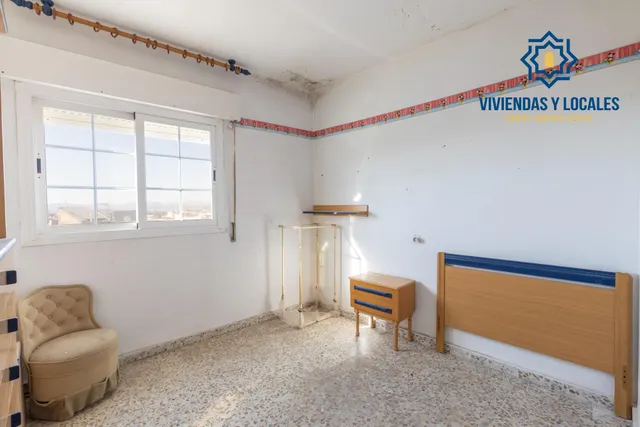 Edificio con gran potencial de inversión en La Zubia — 47