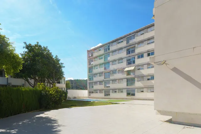 Cesión de vivienda por 50 años en Gandia, zona hospital, con piscina comunitaria, parking y trastero — 5