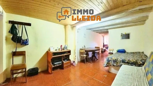 OPORTUNIDAD Casa en La Granadella con patio — 17