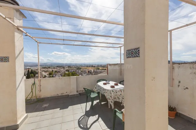 Piso de 3 habitaciones sin ascensor en venta en Peligros — 33