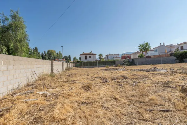 Magnífico solar de 1.002 m2 destinado a chalets individuales en la Urbanización Molino Ato de Otura — 12
