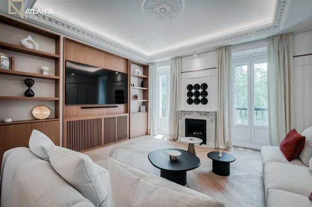 EXCLUSIVO PISO CON ELEGANCIA ATEMPORAL EN LOS RECOLETOS — 13