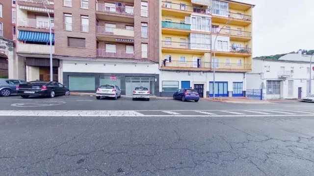 OPORTUNIDAD DE LOCAL EN BEJAR — 4