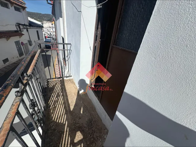 CASA PARA REFORMAR EN ARRIATE — 17