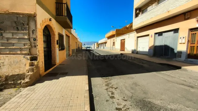 Parcela urbana en Santa María del Águila - foto 5