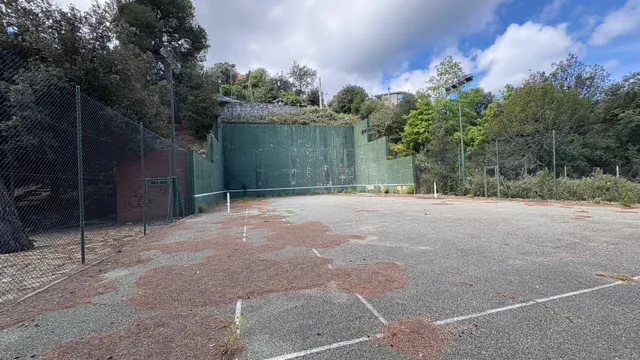 TERRENO URBANO EN SANT FELIU DEL RACÓ — 5