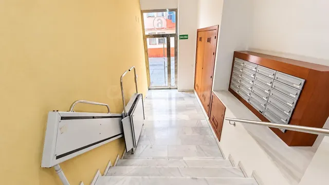 GRAN PISO CON ASCENSOR EN LA BARRIADA ESPAÑA, AVENIDA SANIDA - foto 2