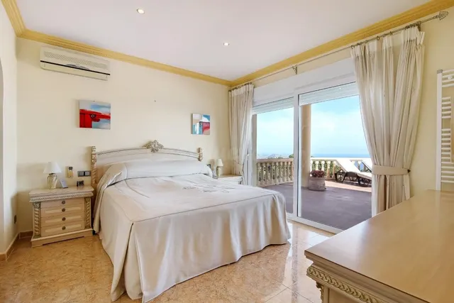 Villa 4 habitaciones 370m² en venta - La Viña - Montemar - San Jaime — 4
