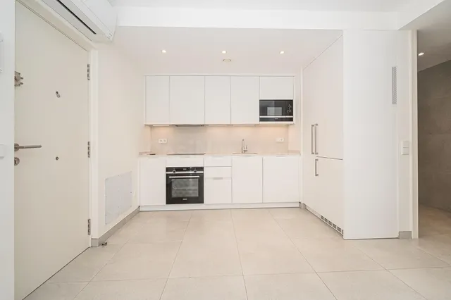 Apartamento seminuevo de diseño junto al Paseo Mallorca — 3