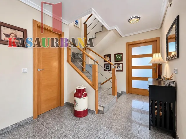 Kasaurbana ofrece en venta chalet en Getafe — 11