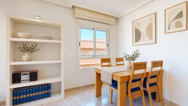 LUZ, BALCÓN Y UN HOGAR LISTO PARA DISFRUTAR EN MAESTRO AMATE - foto 4