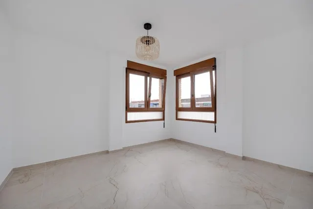 Ático reformado en venta en Torrevieja a 100 metros de la playa del acequión, con 3 dormitorios y 2 terrazas — 22