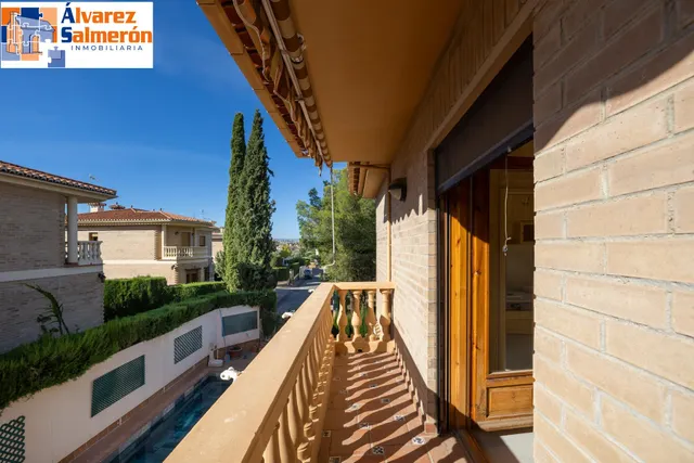 Estupendo chalet independiente en Cájar — 31