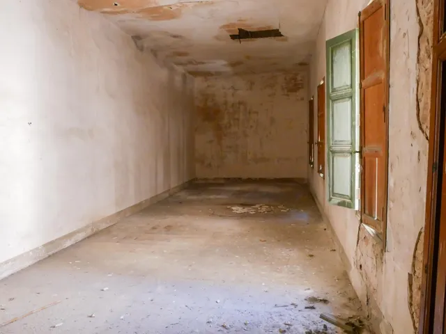PALACETE HISTÓRICO DE 1900 EN EL CENTRO DE ALBERIC – 14 habitaciones, JARDINES Y GRAN POTENCIAL — 33