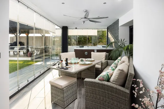 Chalet 4 habitaciones 296m² en venta - Riviera del sol — 44